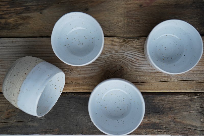 Keramik Kaffee MoccaTasse handgetöpfert -  weiß creme